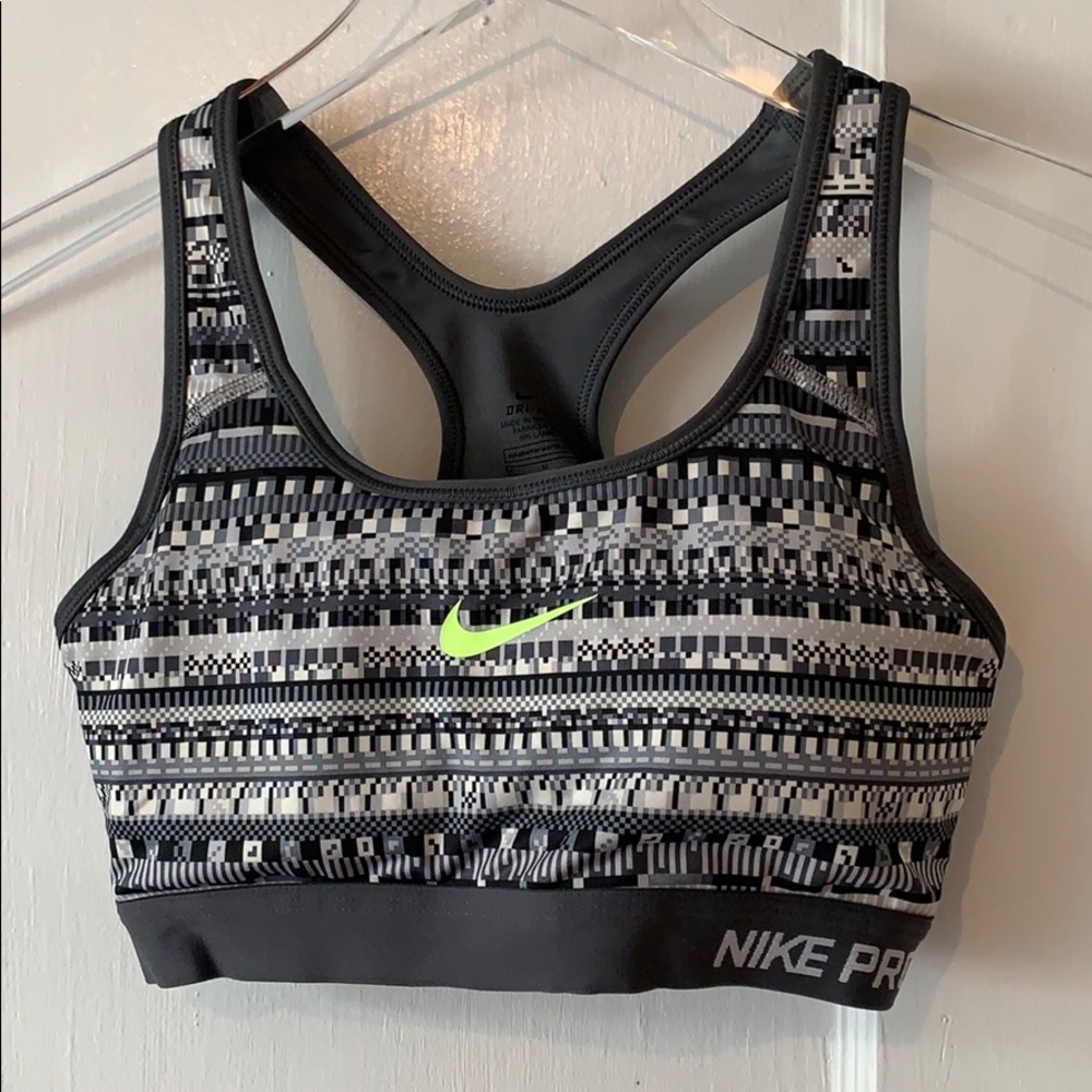 NIKE Pro sports bra